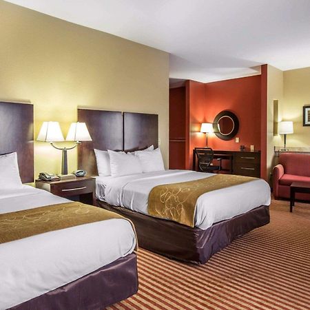 Comfort Suites Waycross Bagian luar foto