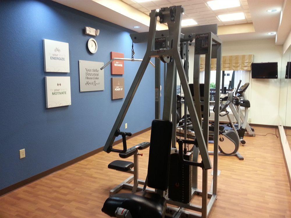 Comfort Suites Waycross Bagian luar foto