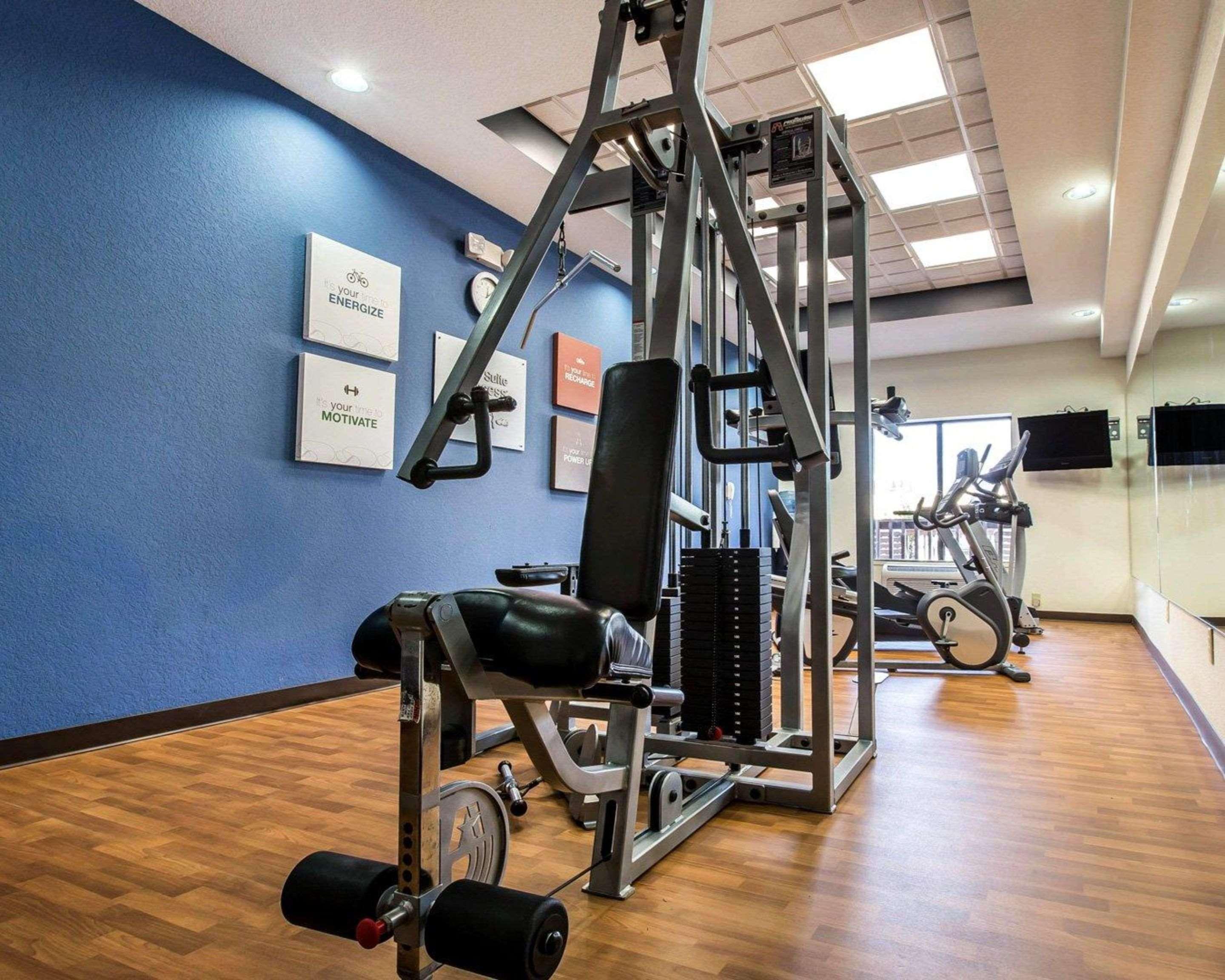Comfort Suites Waycross Bagian luar foto