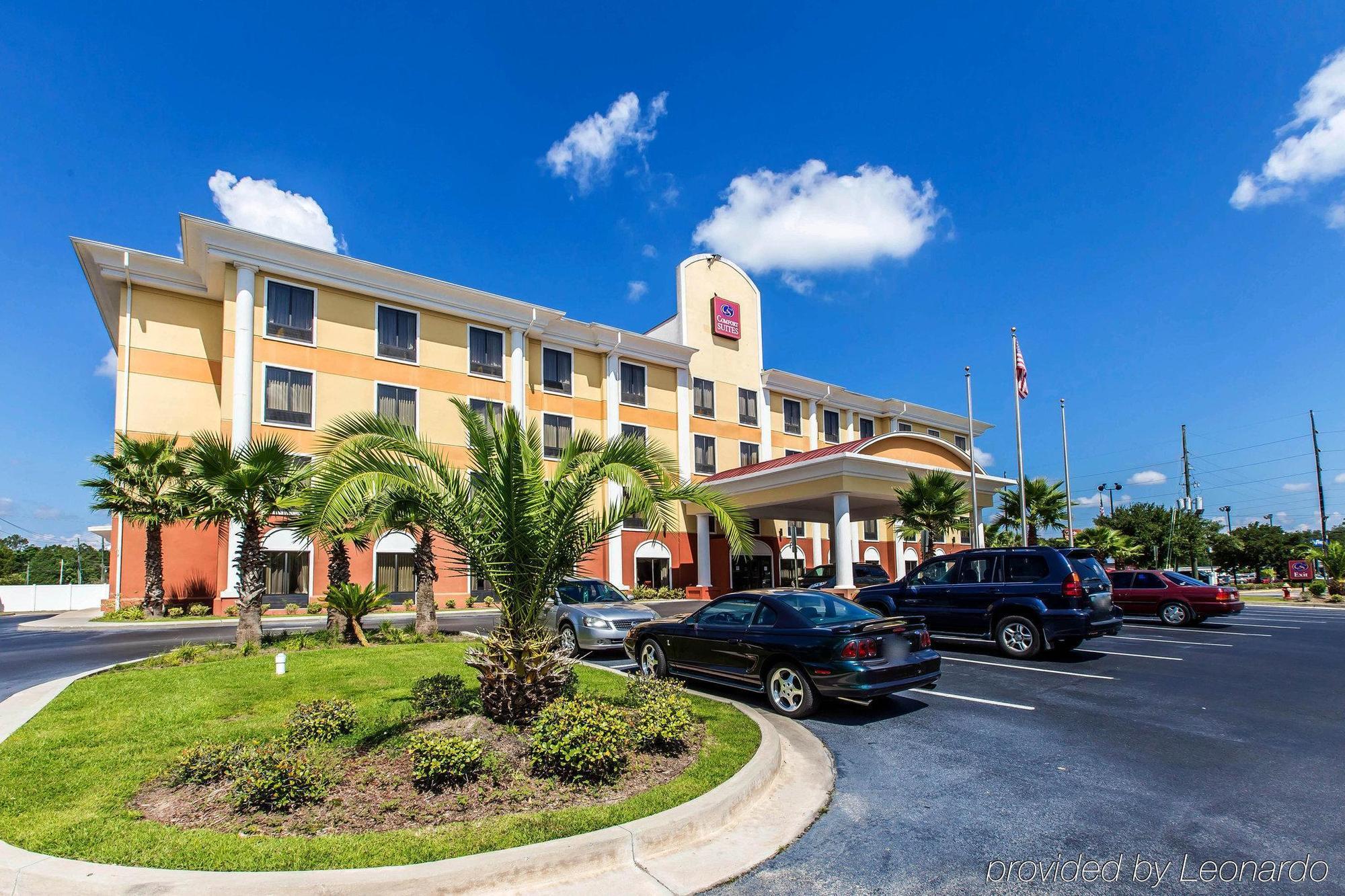 Comfort Suites Waycross Bagian luar foto