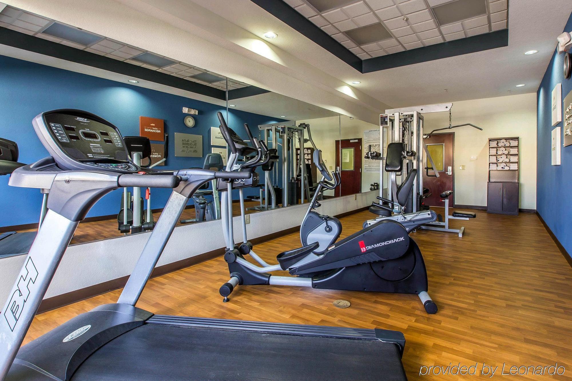 Comfort Suites Waycross Bagian luar foto